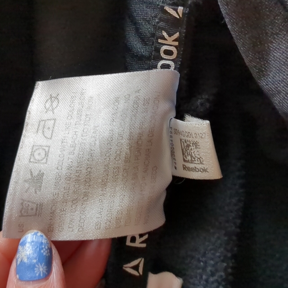 Reebok Black Pullover Hoodie - Picture 3 of 6